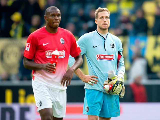 Gelson Fernandes und Oliver Baumann nach dem Spiel gegen Borussia Dortmund.  | Foto: dpa
