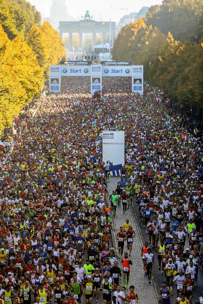 Mehr als 40.000 Lufer sind beim bekanntesten deutschen Marathon an den Start gegangen.
