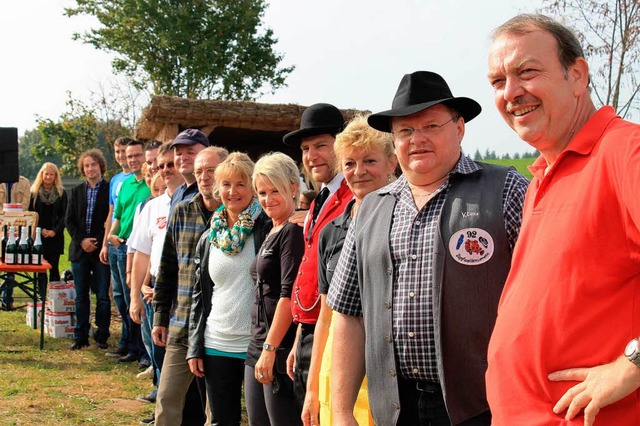 Erwartungsvolle Gesichter bei den Vereinsvorsitzenden vor der Prmierung  | Foto: Cornelia Liebwein