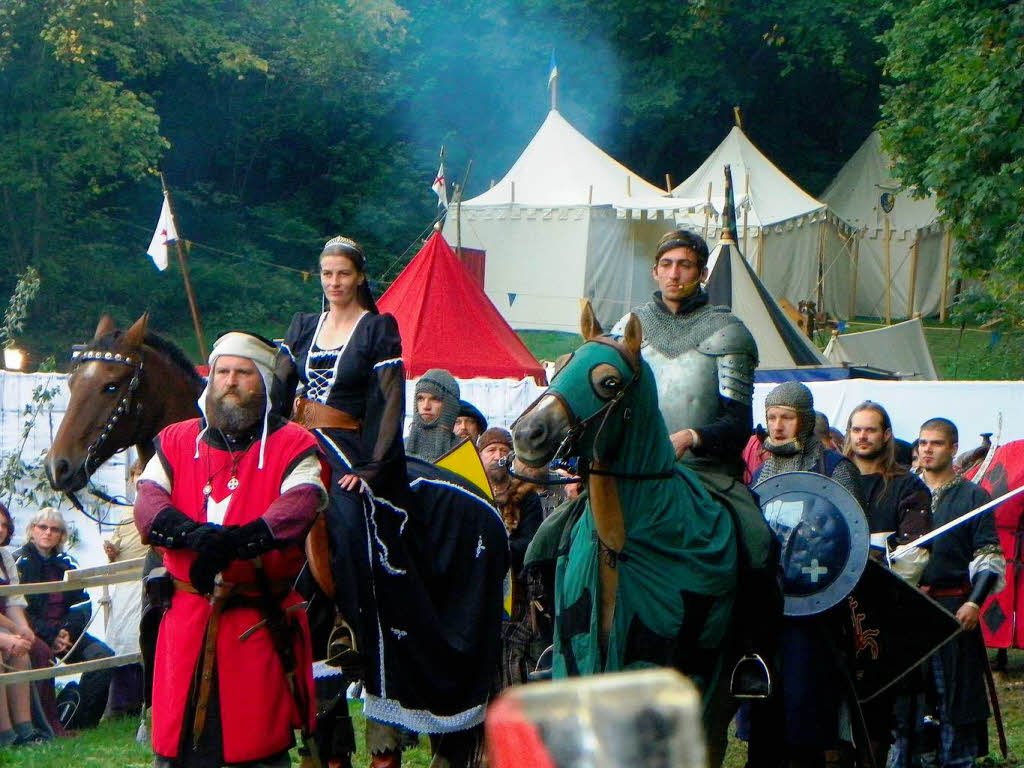 Mittelalterspektakel auf Schloss Hohenlupfen: Ein Ritter kehrt heim.