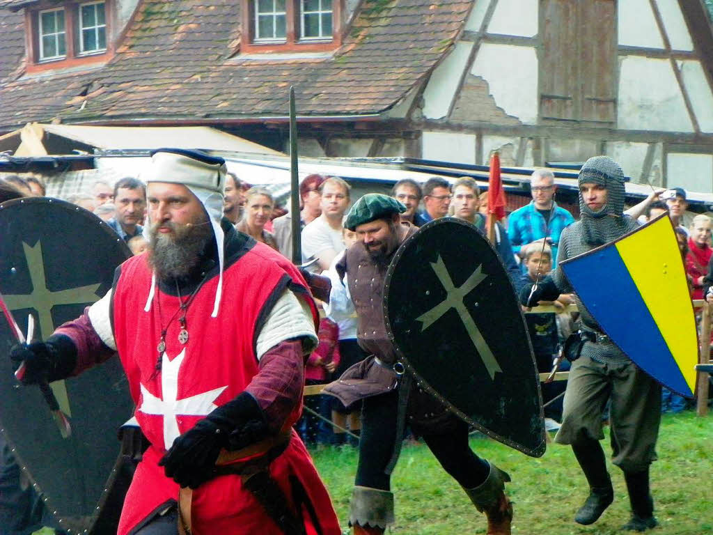 Mittelalterspektakel auf Schloss Hohenlupfen: Ein Ritter kehrt heim.