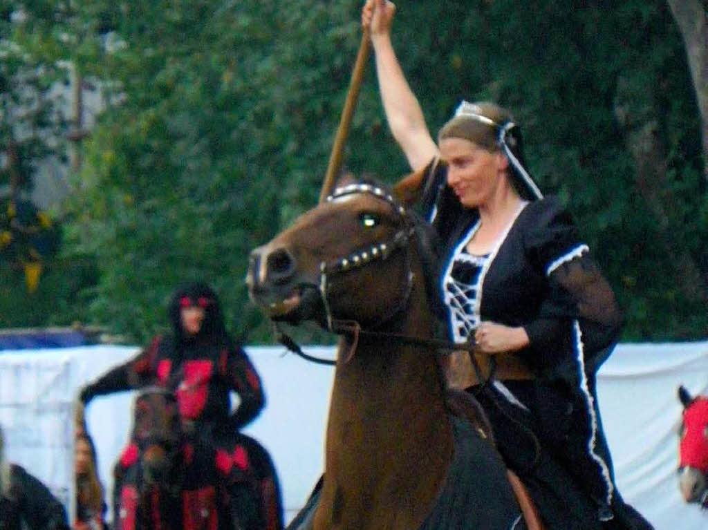 Mittelalterspektakel auf Schloss Hohenlupfen: Ein Ritter kehrt heim.