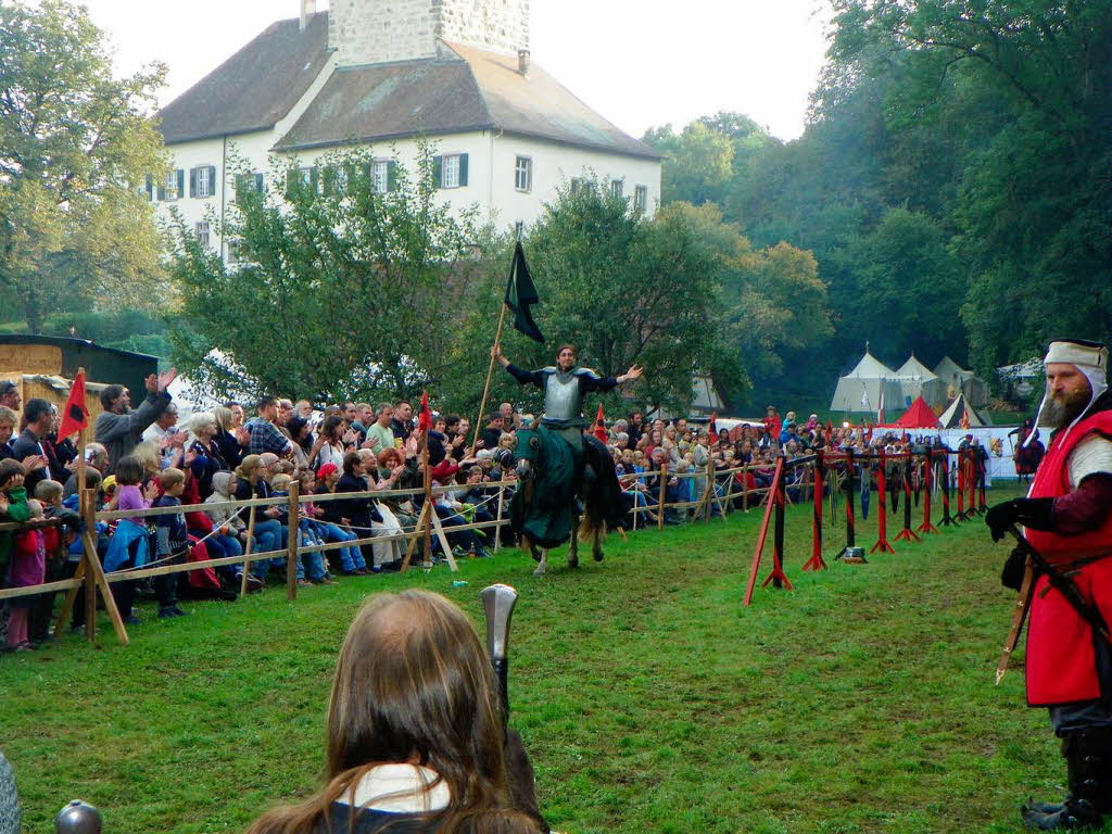 Mittelalterspektakel auf Schloss Hohenlupfen: Ein Ritter kehrt heim.