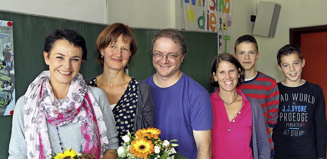 Vorstandswechsel beim Schulfrderverei...nd Goran Misic sind Schlervertreter.   | Foto: Eva Korinth