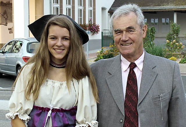 Seesenheims Brgermeister Robert Metz mit Friederike   | Foto: hans Spengler