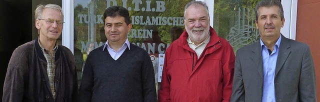 &#8222;Der Austausch unter den Religio...e Bad Sckinger Moschee ihre Pforten.   | Foto: sigird schneider