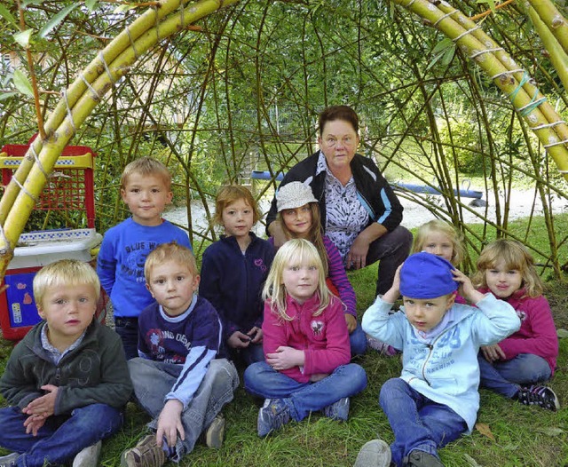 Auch das Iglu hat der Frderkreis des ...er fr die Kinder zur Verfgung steht.  | Foto: Karlernst Lauffer