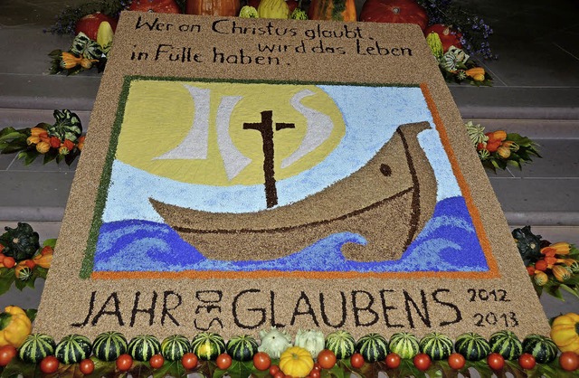 Sasbach. Der diesjhrige kreativ gesta... Logo &#8222;Jahr des Glaubens&#8220;.  | Foto: Roland Vitt