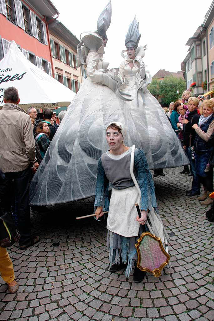 Ebenso skurrile wie zauberhafte Fabelwesen bevlkerten wieder Staufen am verkaufsoffenen Sonntag bei "Fabelhaftes Staufen".