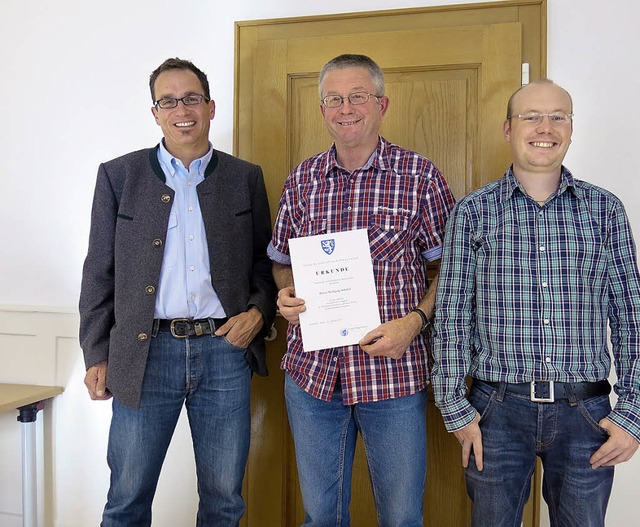 Dienstjubilum (von links):  Steffen W...hbel und Personalleiter Florian Rogg.  | Foto: Erhard Morath