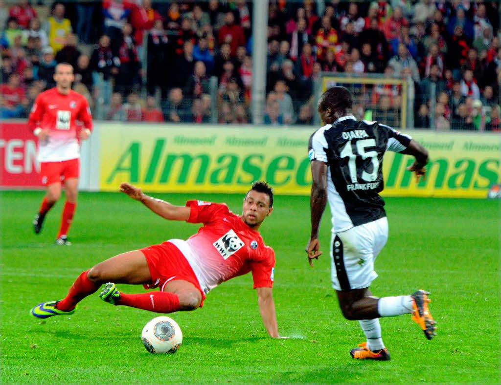 Der SC Freiburg und Eintracht Frankfurt trennen sich mit einem Remis.