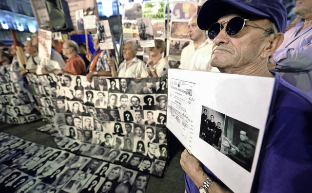Erinnert euch endlich: Frhere Franco-...en Folterkammern an der Puerta del Sol  | Foto: AFP-Partnerbilder