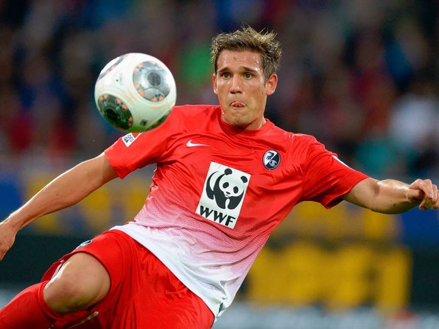 Oliver Sorg bestreitet mit dem SC Freiburg ein Testspiel in Lahr.  | Foto: dpa