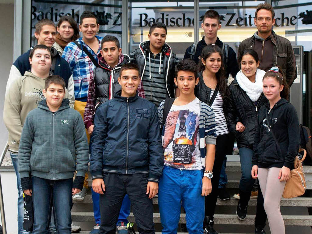 Klasse 8b der Albert-Schweizer-Schule II aus Freiburg mit ihrem Lehrer Manuel Gatti