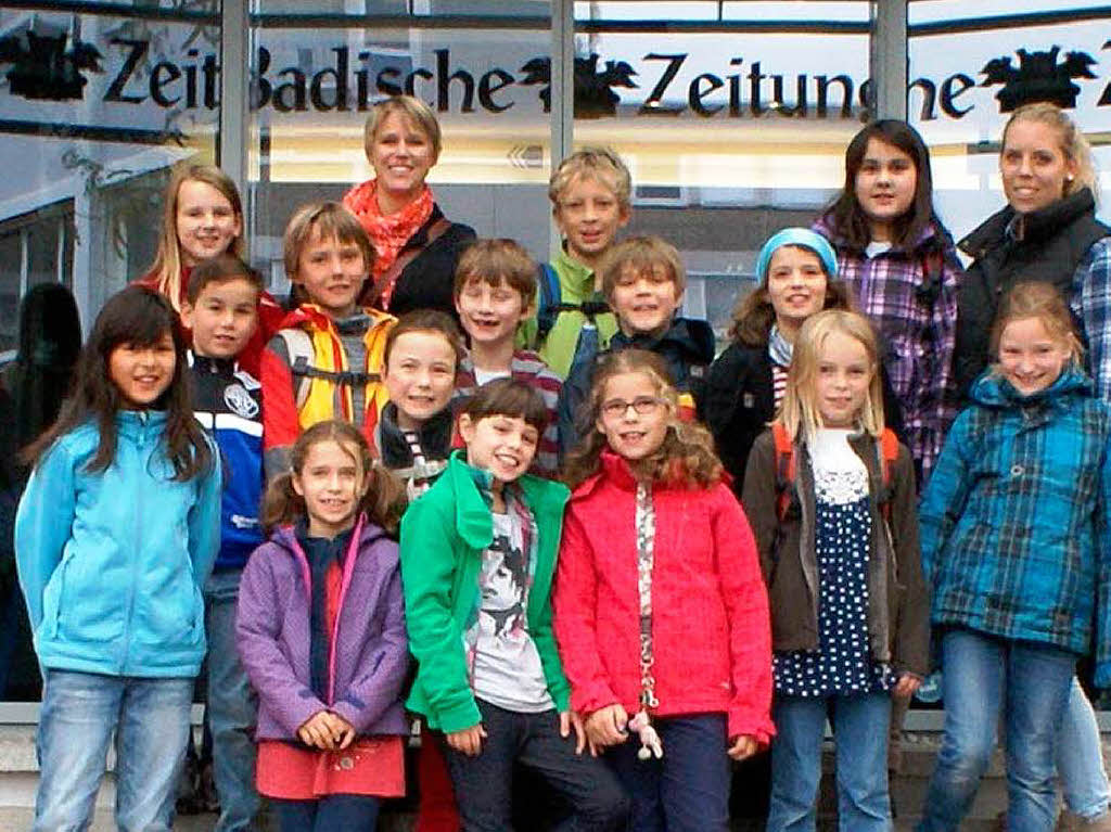 Die Familienklasse 2 der Karoline-Kaspar-Schule Freiburg mit ihrer Lehrerin Regina Ehret. Die Familienklasse 2 der Karoline-Kaspar-Schule Freiburg mit ihrer Lehrerin Regina Ehret.