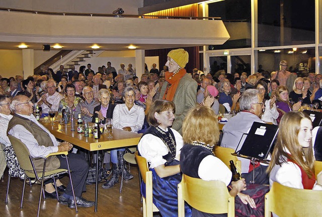 Das Publikum im Kurhaus war vom Programm beim Wlderabend begeistert.  | Foto: Privat