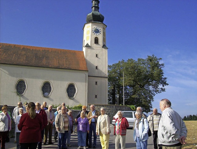 Die Gruppe des VdK Kollnau vor der Seilerkapelle in der Nhe von Bad Ktzting.   | Foto: Verein