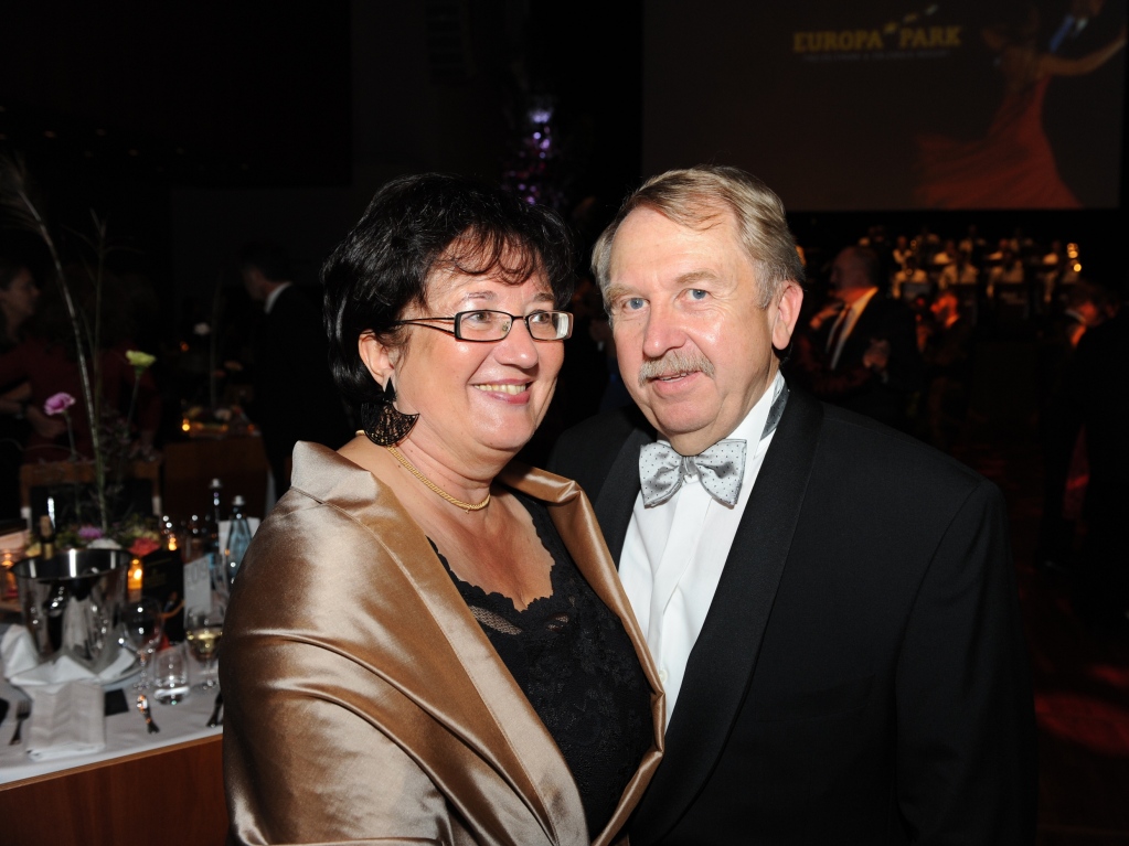 Helmut Rau, Ex-Landeskultusminister, mit Gattin Ulrike