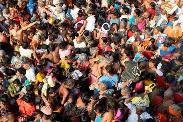 60 Menschen sterben bei Massenpanik in Indien