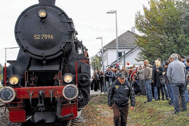 Groer Bahnhof zum Jubilum