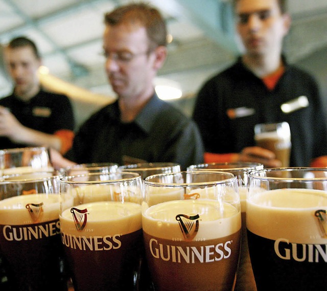 Darauf ein typisch irisches Bier &#821...z vor einem Comeback am Finanzmarkt.    | Foto: dpa