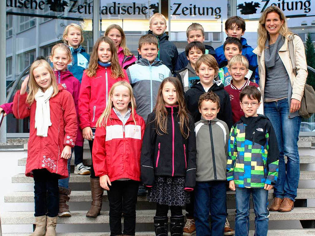Die Klasse 4a der Schneeburgschule aus Freiburg mit ihrer Lehrerin Britta Geniaux. Die Klasse 4a der Schneeburgschule aus Freiburg mit ihrer Lehrerin Britta Geniaux.
