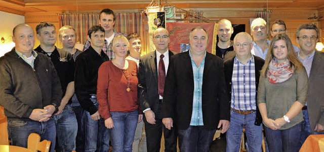 Der neue Vorstand der Concordia (von l...iser, Lisa Becherer, Herbert Becherer   | Foto: Nikolaus Bayer