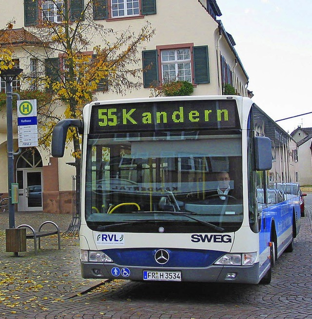 Mehr Busse auf der Linie 55 und der Li...inden 2014 wieder 92400 Euro locker.    | Foto: SWEG
