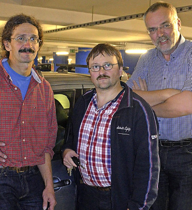 Waren als Testfahrer unterwegs: Ulrich...rt Frey und Hannes Lauber (von links)   | Foto: Fillisch