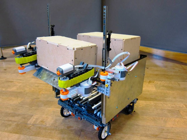 Der Roboter soll im All Kisten transportieren.   | Foto: Privat