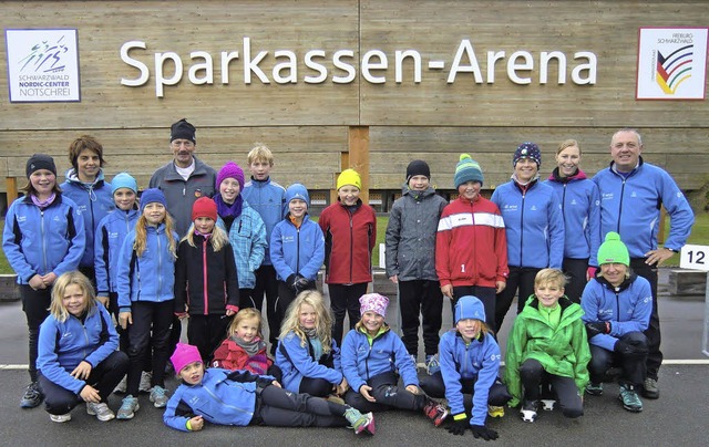 Das Trainer-Team: Christiane Steiert, ...schen Skisportlern auf dem Notschrei.   | Foto: Privat