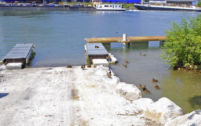 Die Steganlage des Wassersportclubs in...de muss wahrscheinlich verlegt werden.  | Foto: Ralf Staub