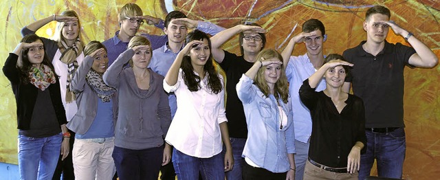 Zwlf  neue Studierende bei der Testo AG schauen erwartungsvoll in die Zukunft.   | Foto: Testo