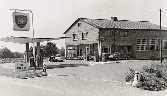 Im Jahr 1954 gab es in Mietersheim noc...rkstatt der  damaligen Georg Schad KG.  | Foto: PRIVAT