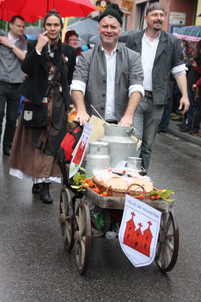 Am Sonntag herrschte in Ihringen beim Herbstausklang trotz Regenwetter gute Stimmung.