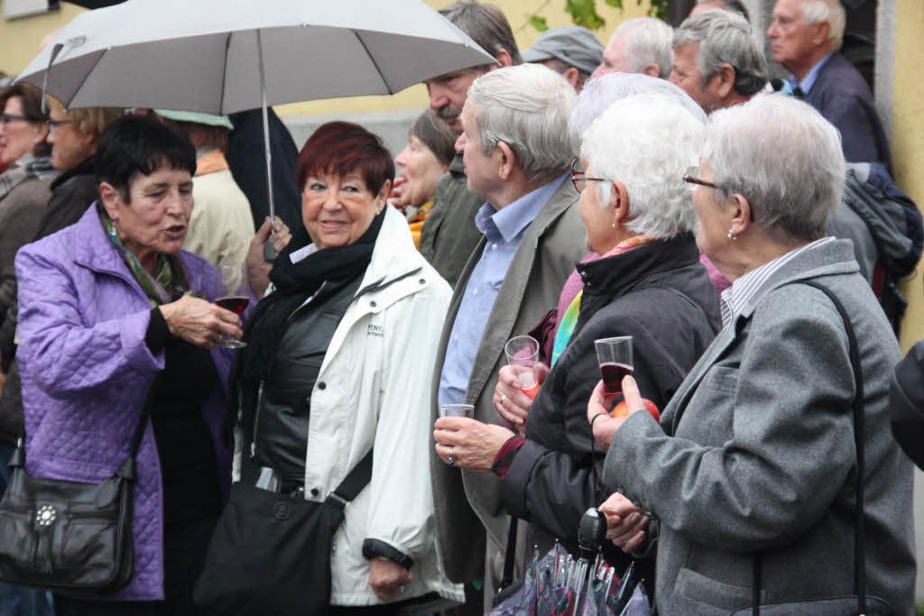 Am Sonntag herrschte in Ihringen beim Herbstausklang trotz Regenwetter gute Stimmung.