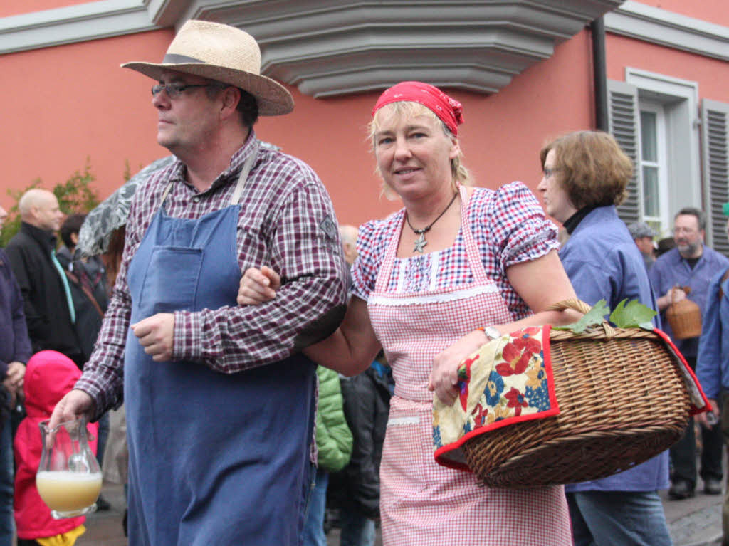 Am Sonntag herrschte in Ihringen beim Herbstausklang trotz Regenwetter gute Stimmung.