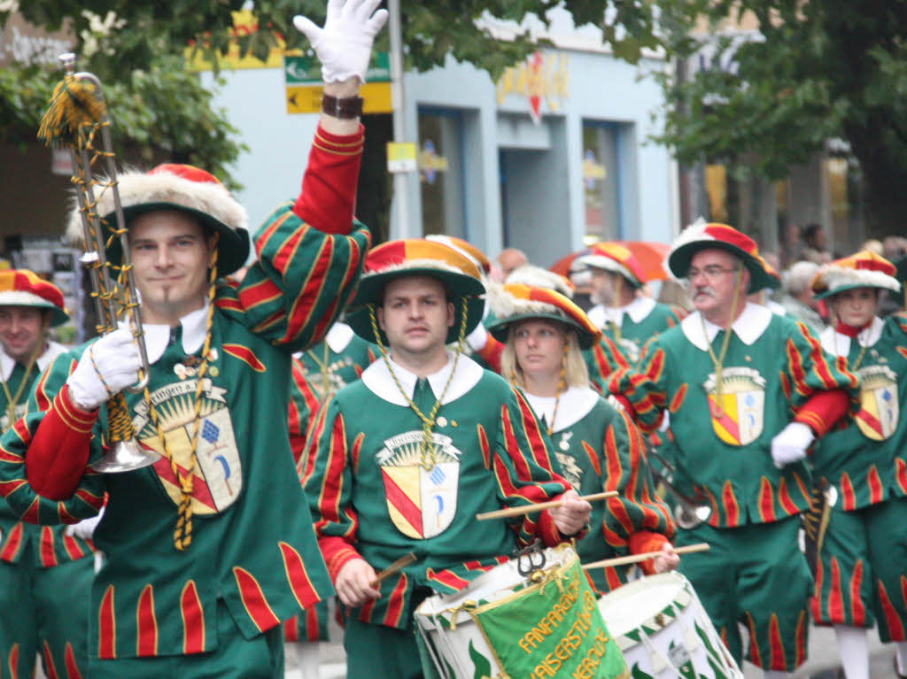 Am Sonntag herrschte in Ihringen beim Herbstausklang trotz Regenwetter gute Stimmung.