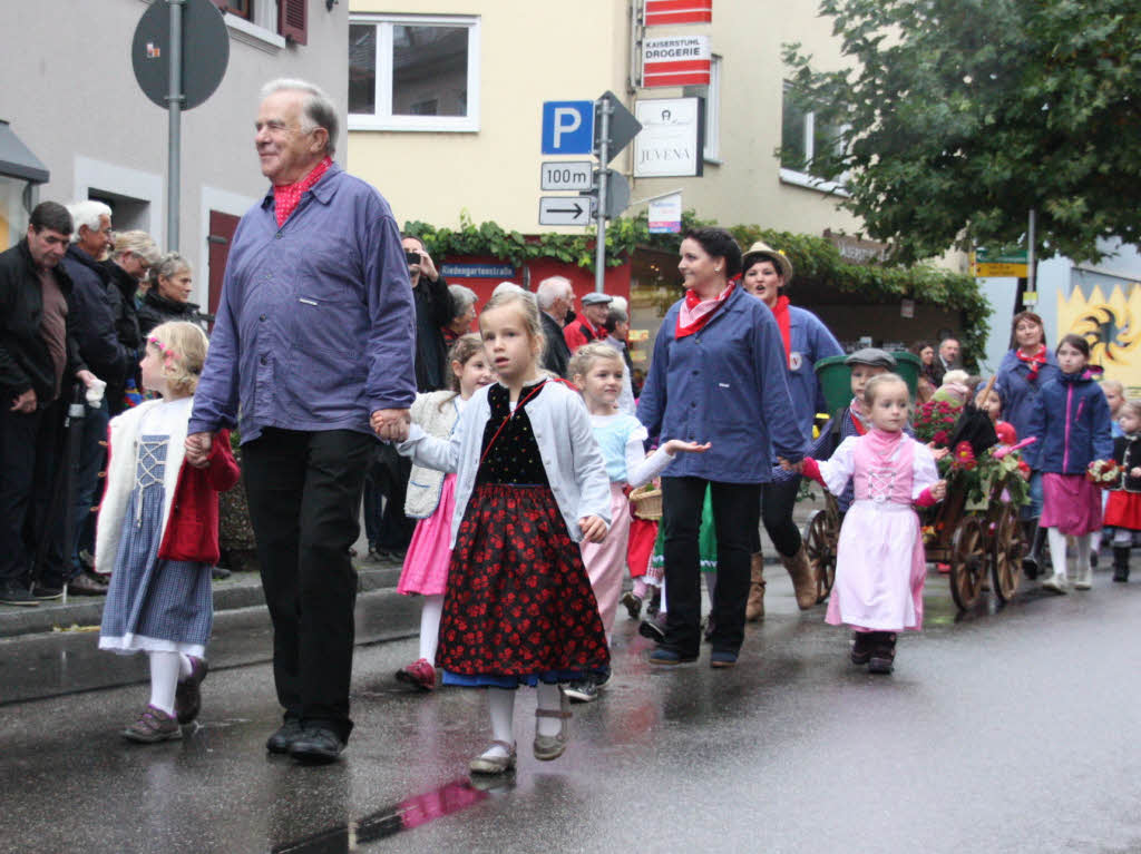 Am Sonntag herrschte in Ihringen beim Herbstausklang trotz Regenwetter gute Stimmung.