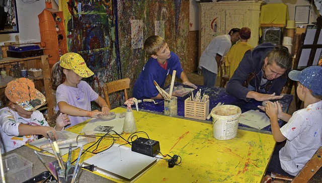 Im offenen Atelier von Peter Gangl kn...e und Kreativitt freien Lauf lassen.   | Foto: Alexandra Wehrle