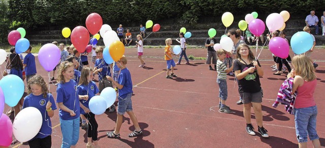 Im Juli feierte die Christian-Heinrich...zt kamen die Luftballonkarten zurck.   | Foto: Privat
