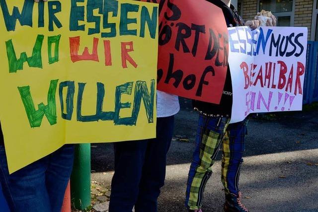 Schler protestieren gegen Essensverbot an Lahrer Gymnasium