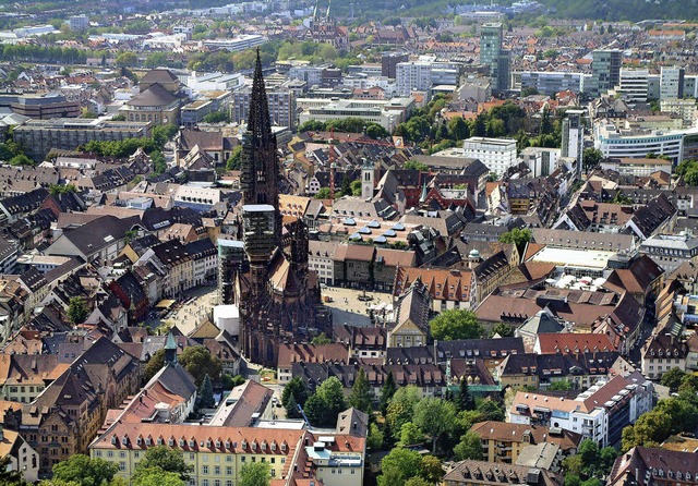 Blick auf die Stadt Freiburg   | Foto: Wolfgang Grabherr