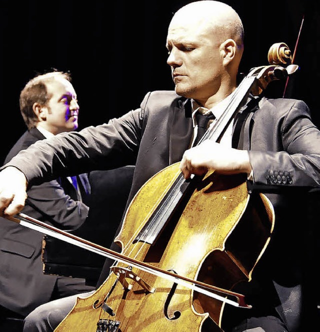 Jacques Ammon am Flgel und Eckart Runge am Cello   | Foto: Annette Mahro