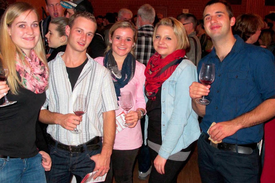 Die Markgräfler Rotweinnacht lädt zum Feiern ein. (Foto: Jutta Schütz) Die Markgräfler Rotweinnacht lädt zum Feiern ein. (Foto: Jutta Schütz)