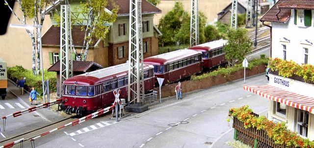 Bei der Modellbahnausstellung der Eise...n Nachbau des Bahnhofes Hinterzarten.   | Foto: Privat