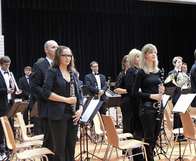 Hohes musikalisches Niveau bewies das ...Verbandblasorchester Markgrflerland.   | Foto: Anne Freyer