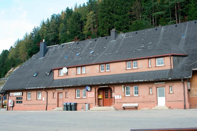 Das Bahnhofsgebude  Seebrugg mchte d...er DB, so Vorsitzender Jens Reichelt.   | Foto: Roswitha Klaiber