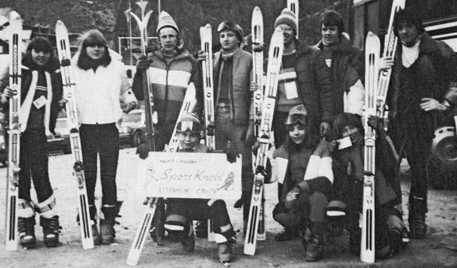 Die Rennmannschaft des Skiclubs Ettenheim im Jahr 1977 im Schnalstal   | Foto: Verein