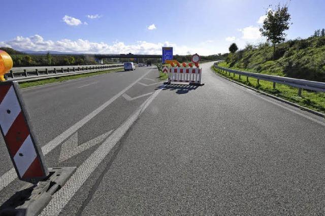 Auf Umwegen nach Umkirch: Der Kreisverkehr nimmt Gestalt an